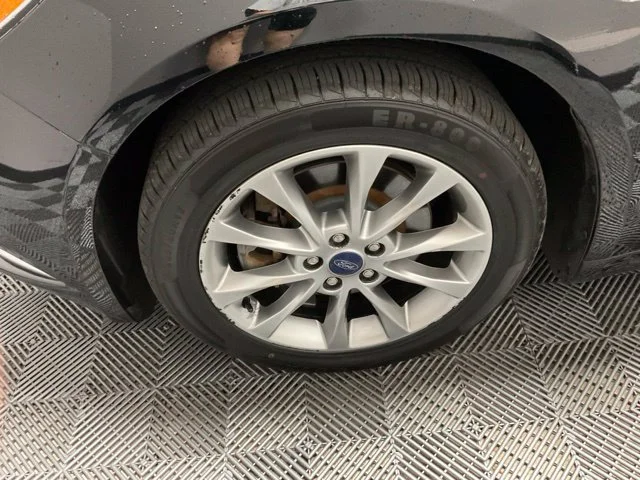 Used 2018 Black Ford SE Luxury image 39