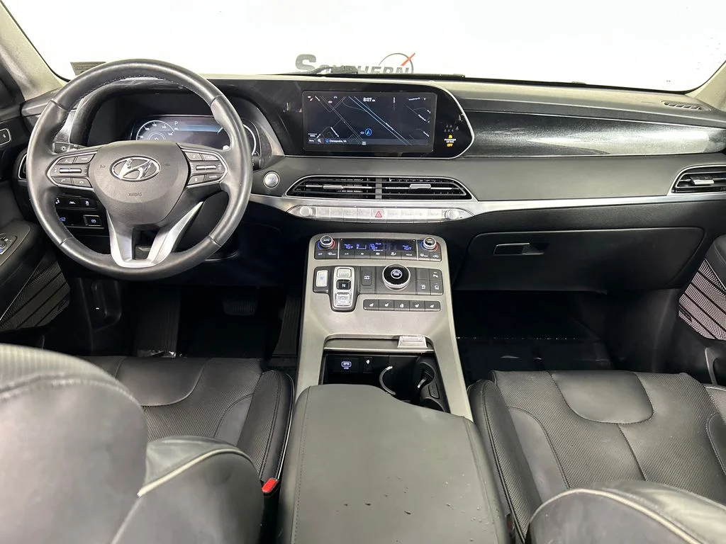 Used 2022 Silver Hyundai Limited image 19
