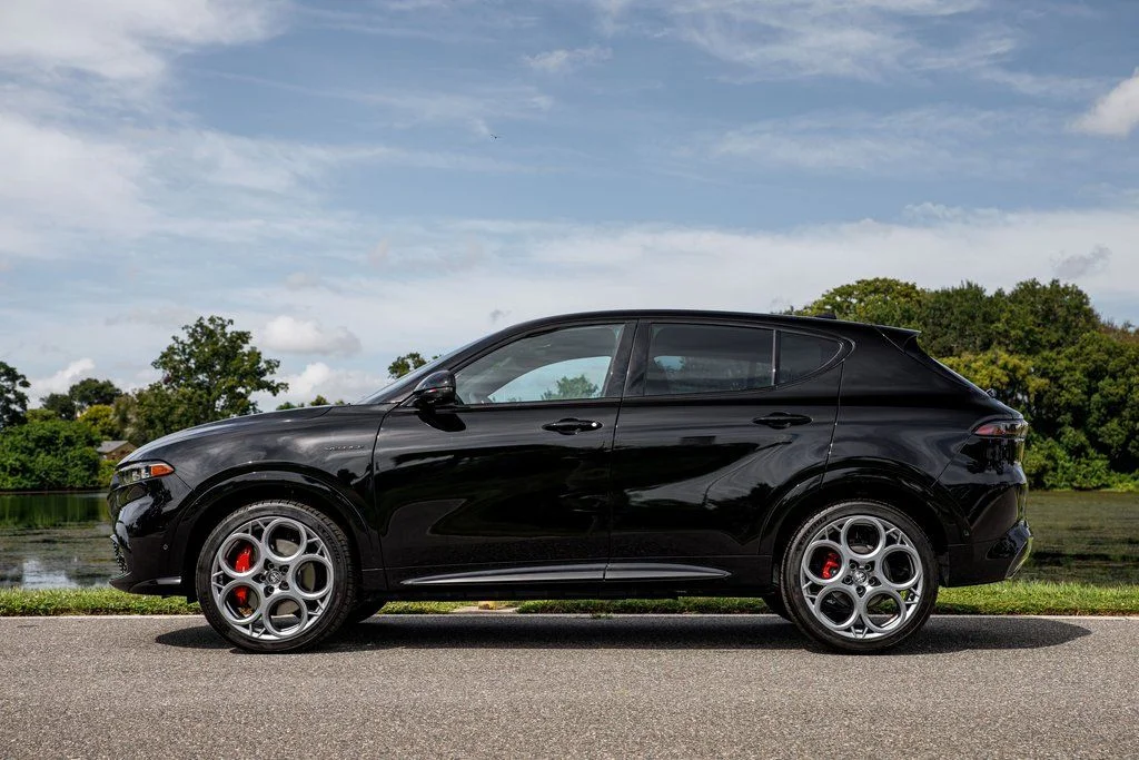 2025 Alfa Romeo Tonale Base - Photo 12