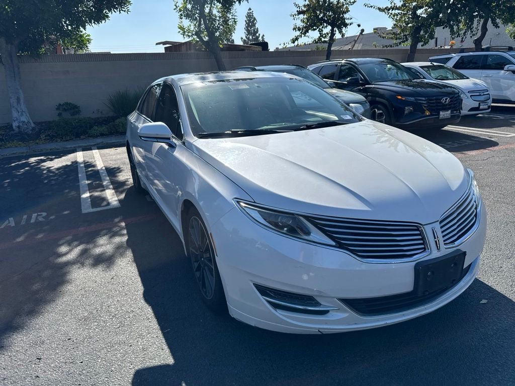 2016 Lincoln MKZ Hybrid - Photo 4