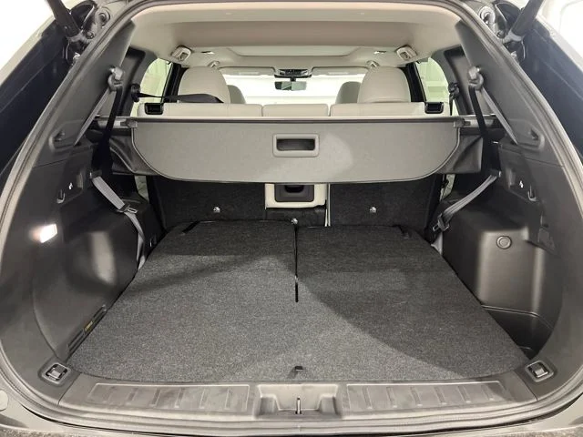 2025 Mitsubishi Outlander SEL Platinum Edition - Photo 22