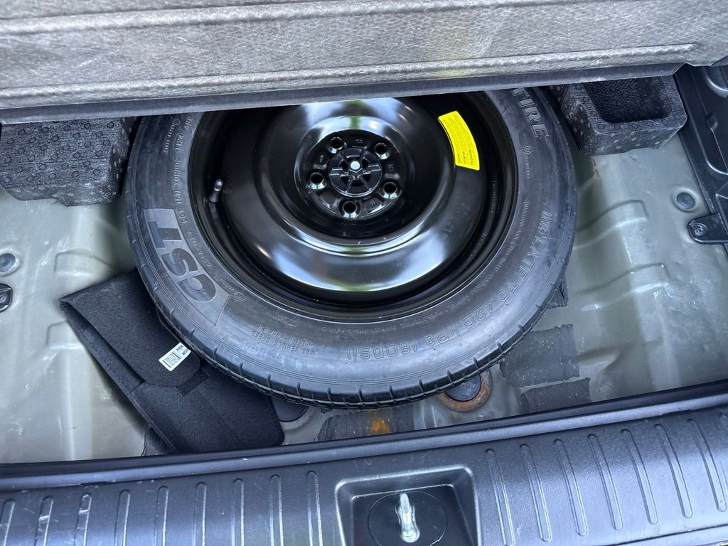 Certified Used 2025 Green Hyundai SEL image 41