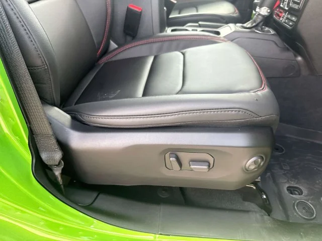 2025 Jeep Wrangler 4-Door Rubicon - Photo 28