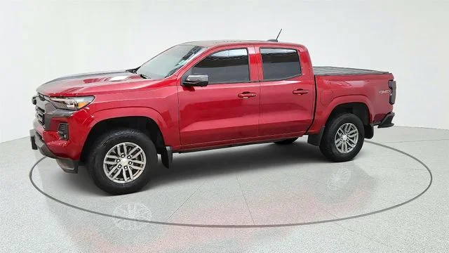 Used 2025 Red Chevrolet LT image 5