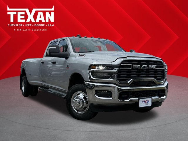 New 2026 RAM 3500 Tradesman 4x4 Crew Cab