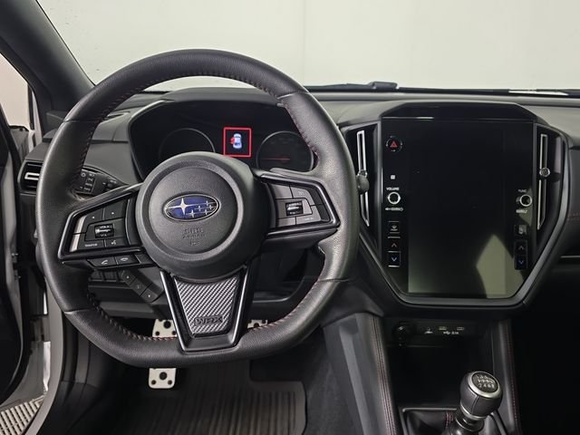 Used 2022 White Subaru Limited image 9