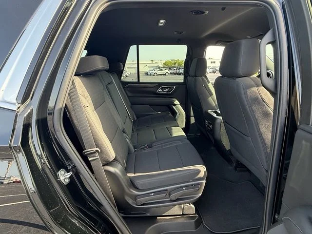 Used 2022 Black Chevrolet LS image 17