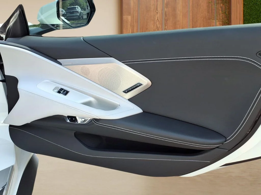 Used 2020 White Chevrolet Stingray image 30