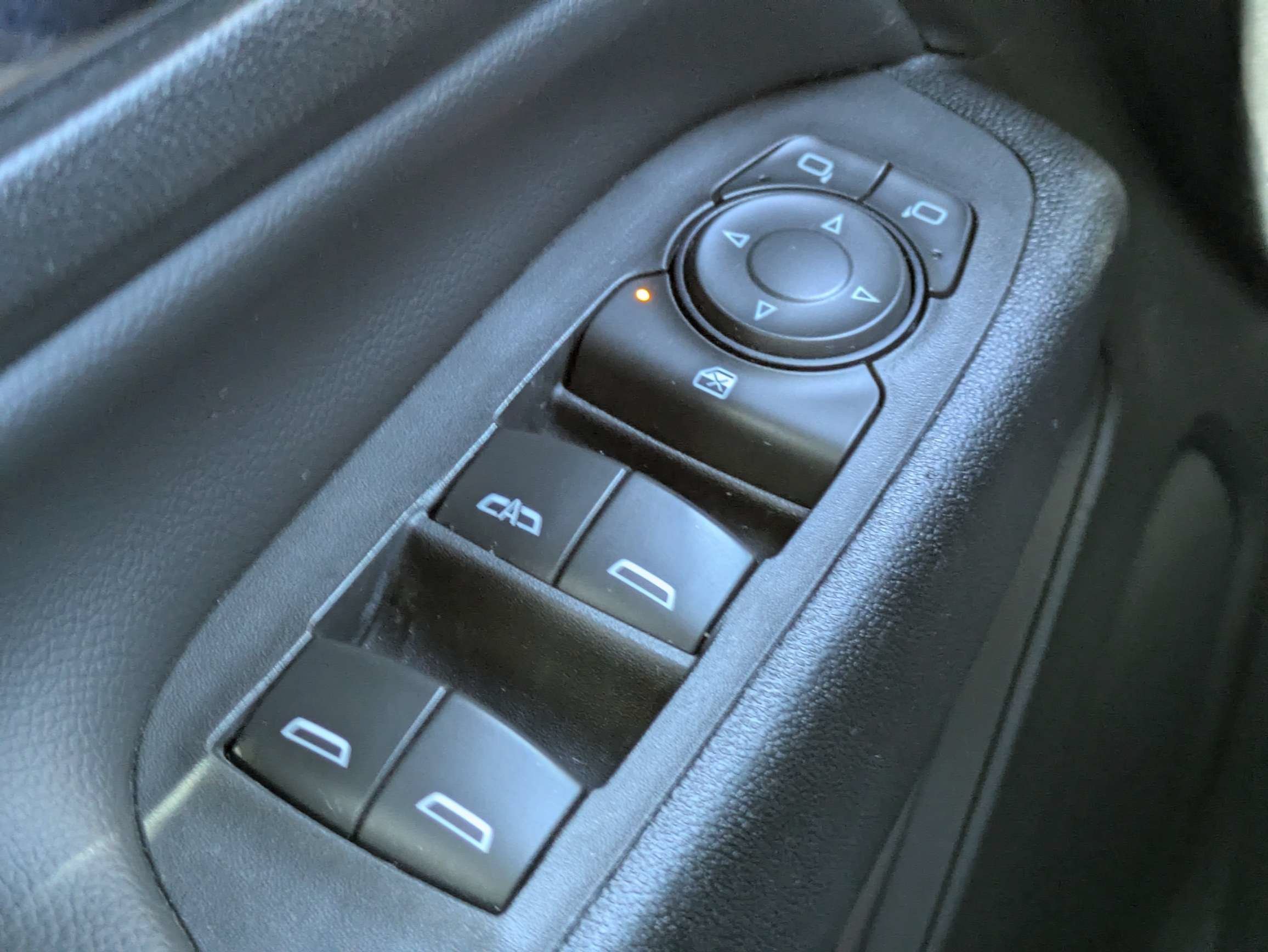 Used 2020 Summit White Chevrolet Premier image 30