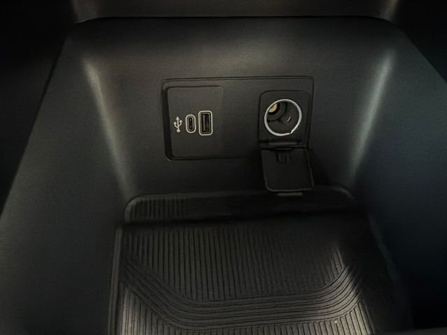 New 2026 Vapor Blue Metallic Ford Active image 35