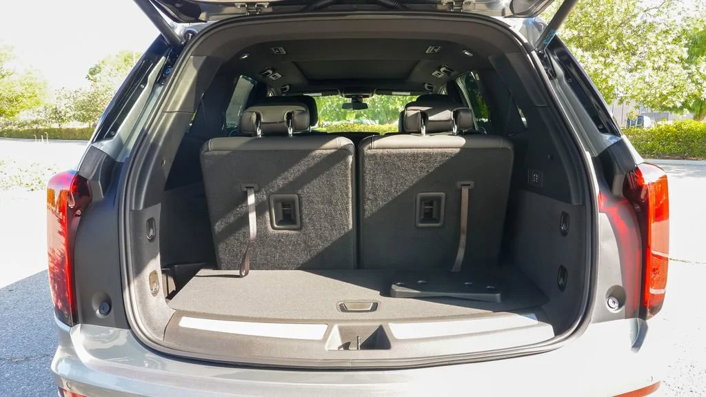 2025 Cadillac XT6 Luxury - Photo 12