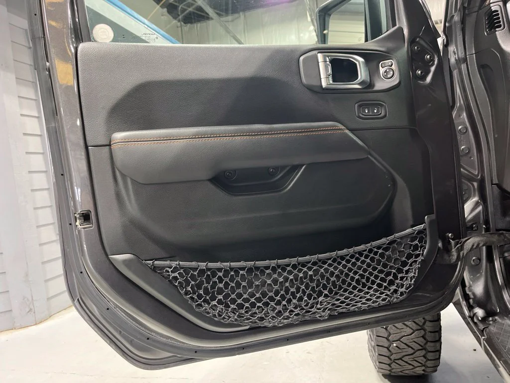 Used 2021 Crystal Metallic Jeep Mojave image 10