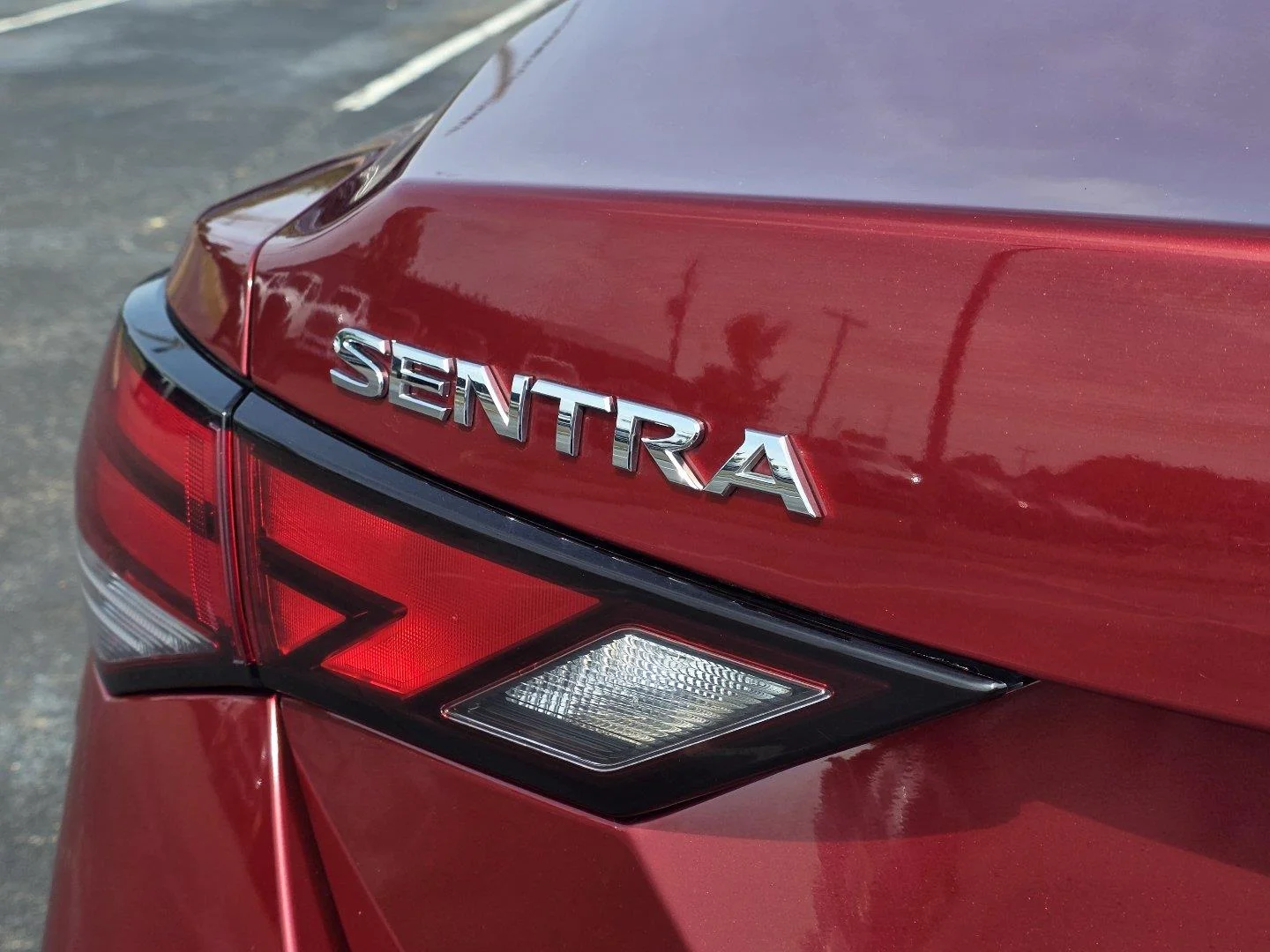 Used 2024 Scarlet Ember Tintcoat Nissan SV image 28
