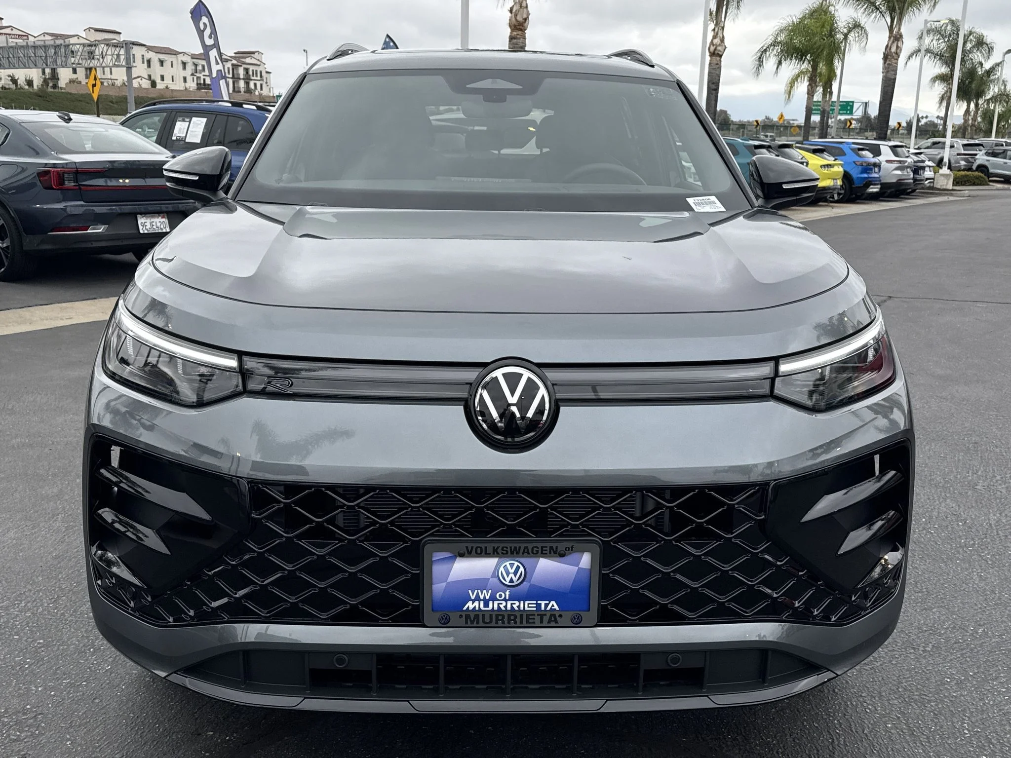 New 2026 Platinum Gray Metallic Volkswagen SE R-Line Black image 3