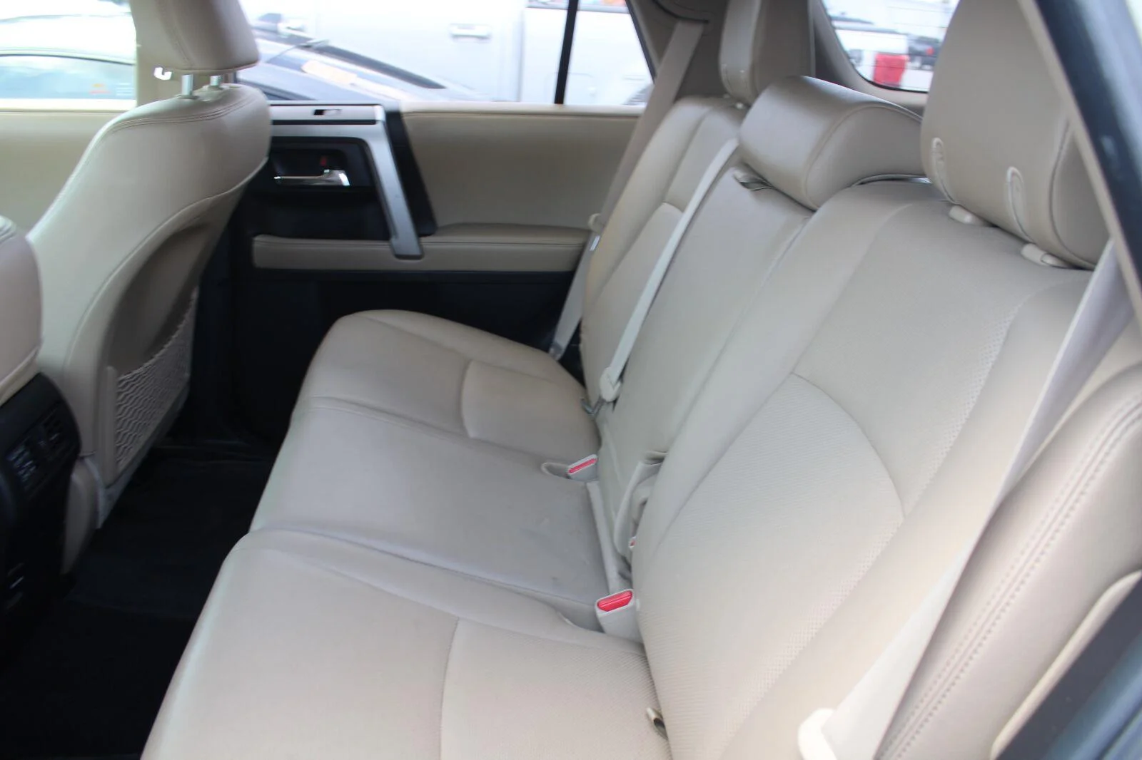 Used 2016 Blizzard Pearl Toyota Limited image 7