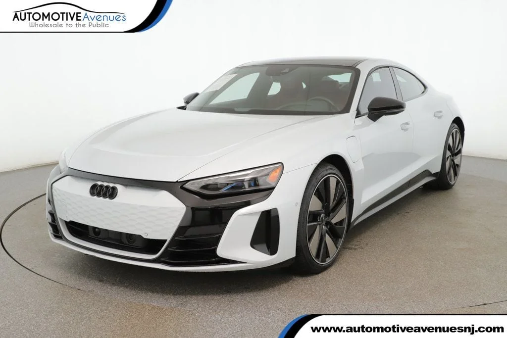 2024 Audi e-tron GT Prestige quattro's photo