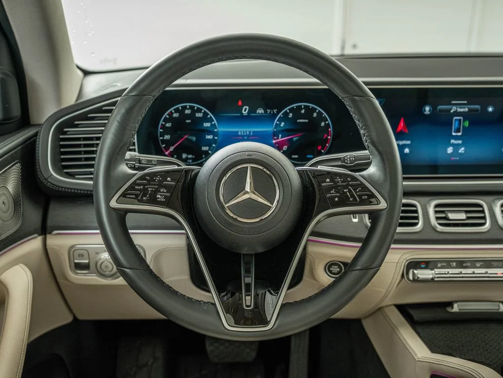 Used 2024 Manufaktur Diamond White Metallic Mercedes-Benz GLE 350 image 41