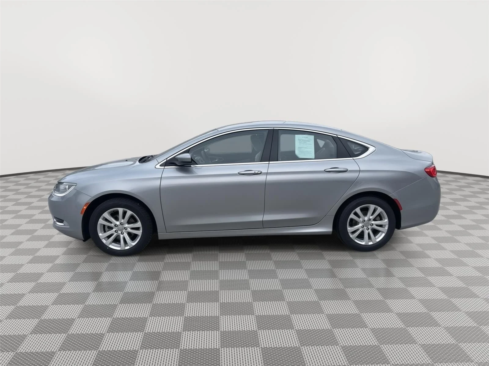 2016 Chrysler 200 Limited's photo