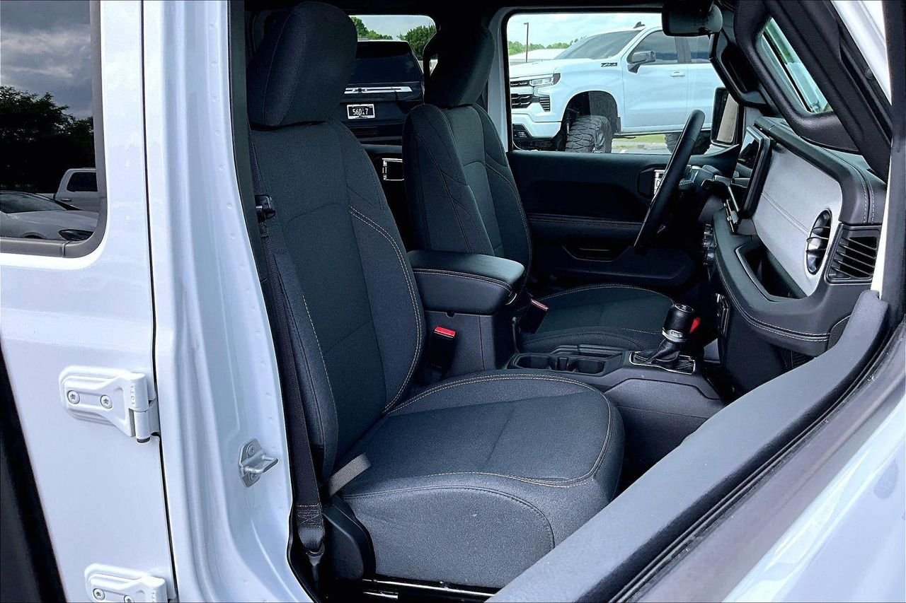 Used 2025 Bright White Clearcoat Jeep Sahara 4xe image 30