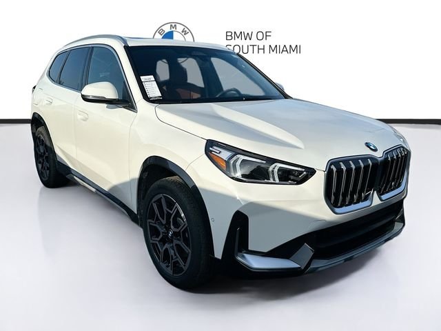 New 2026 White BMW xDrive28i image 1