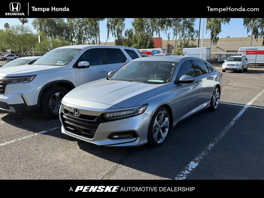 2018 Honda Accord 1.5T Touring Auto's photo