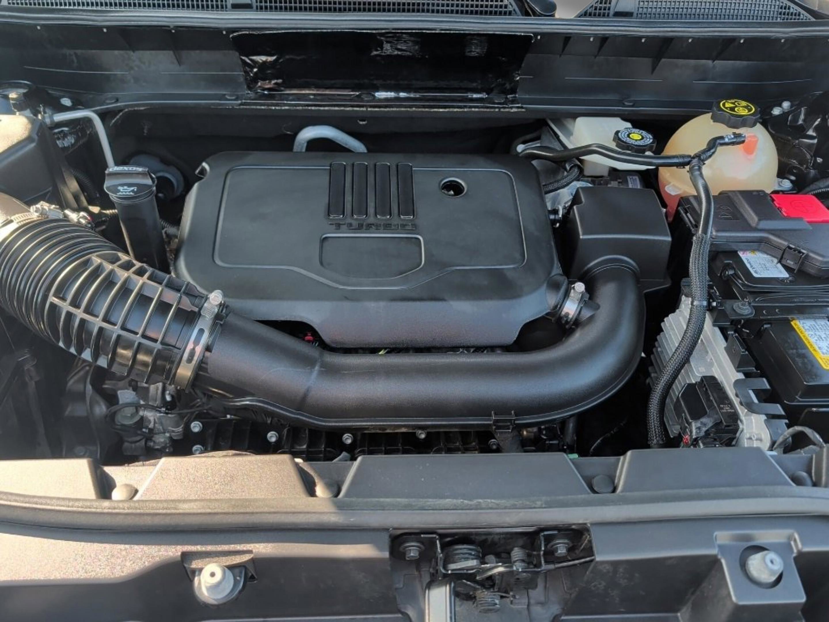 2023 GMC Acadia SLE - Photo 17