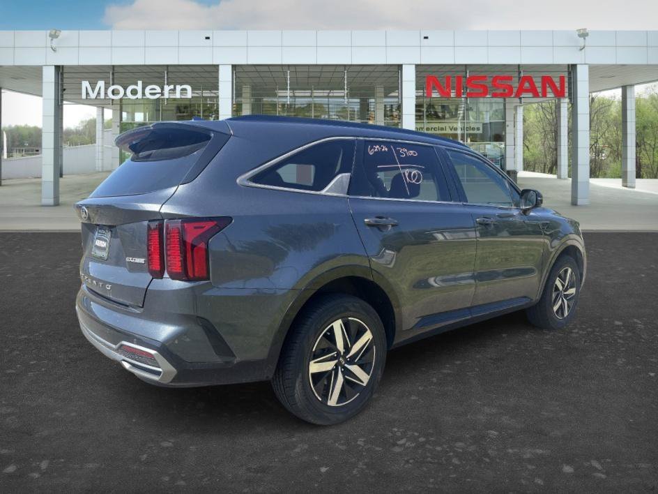 Used 2021 Gravity Grey Kia EX image 7