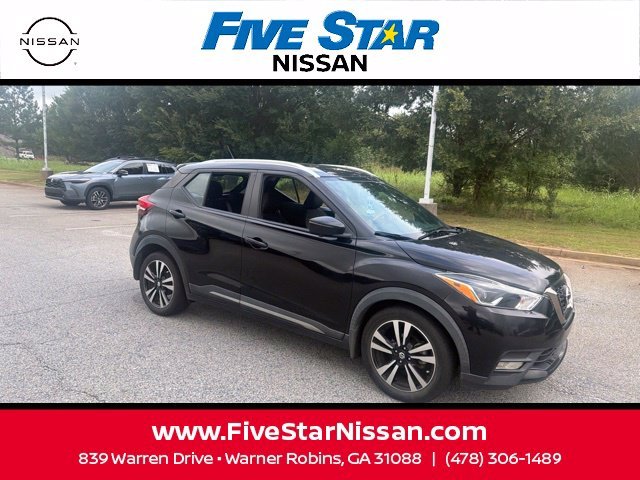 Used 2020 Black Nissan SR image 3
