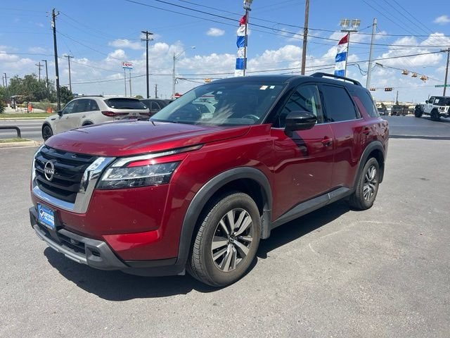 Used 2024 Red Nissan SL image 3