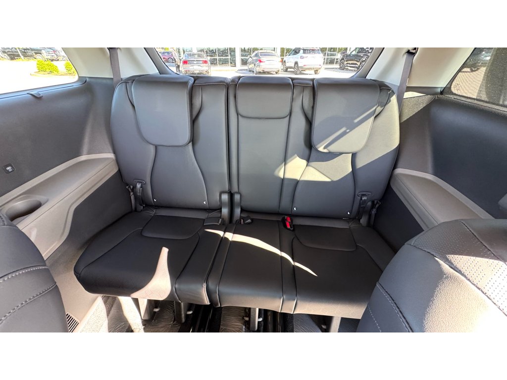 New 2027 Ceramic Silver Kia EX image 24