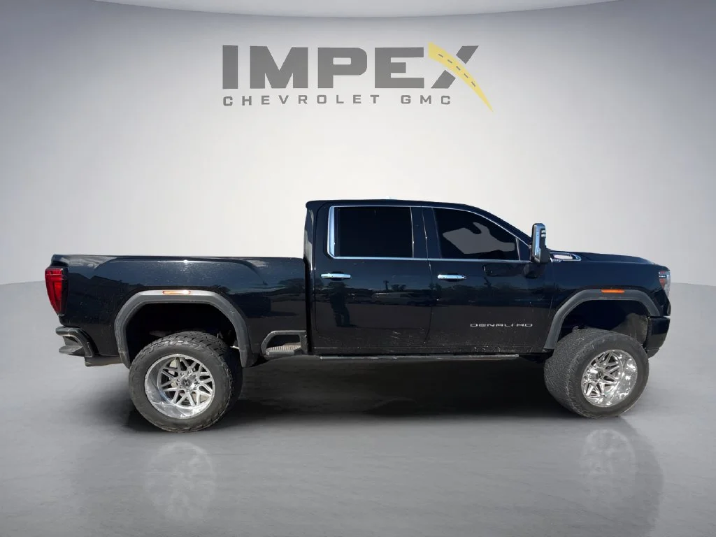 Used 2020 Black GMC Denali image 6
