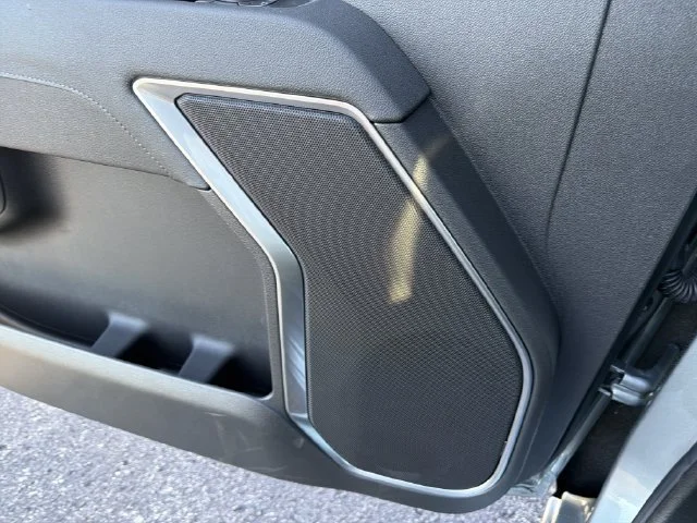 New 2026 Sterling Metallic GMC Elevation image 22