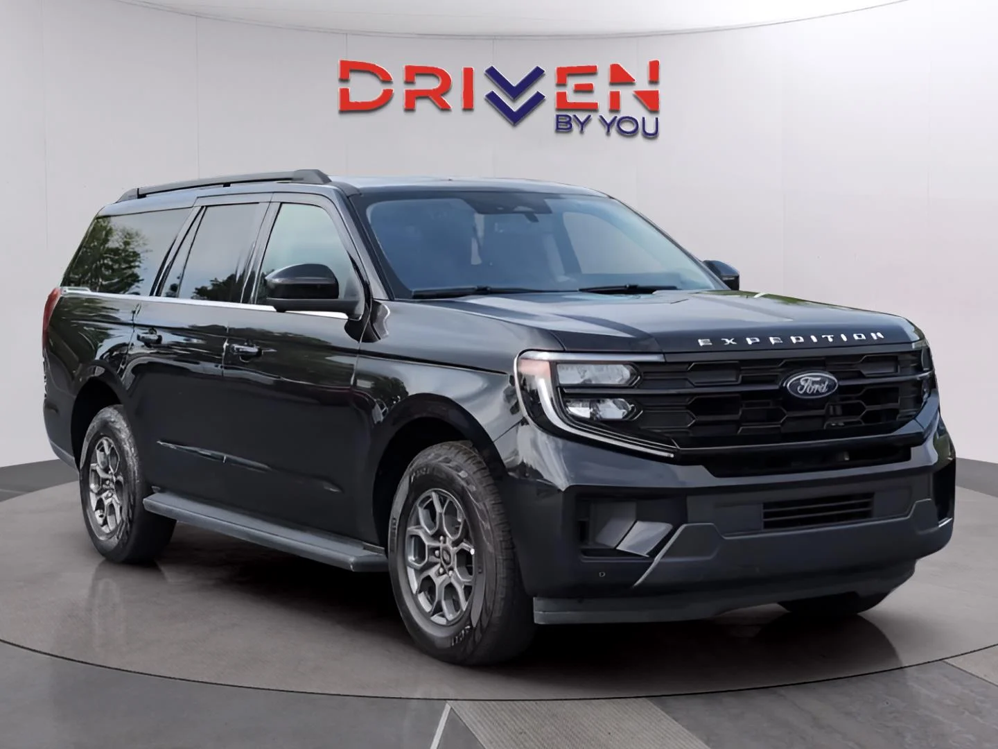 Used 2025 Agate Black Ford Active image 5