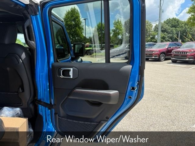 New 2026 Hydro Blue Pearl-Coat Exterior Paint Jeep Rubicon image 25