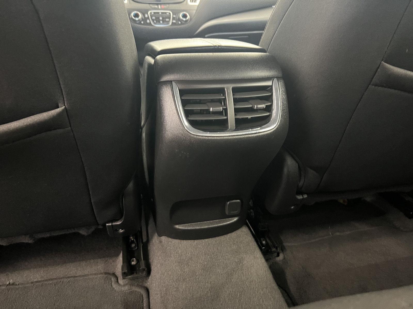 2020 Chevrolet Malibu 1LT - Photo 27