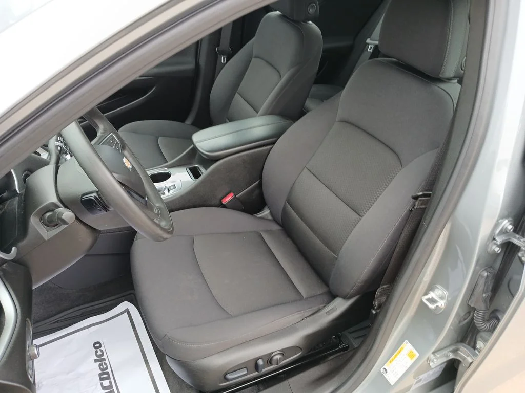 Used 2024 Gray Chevrolet LT image 20