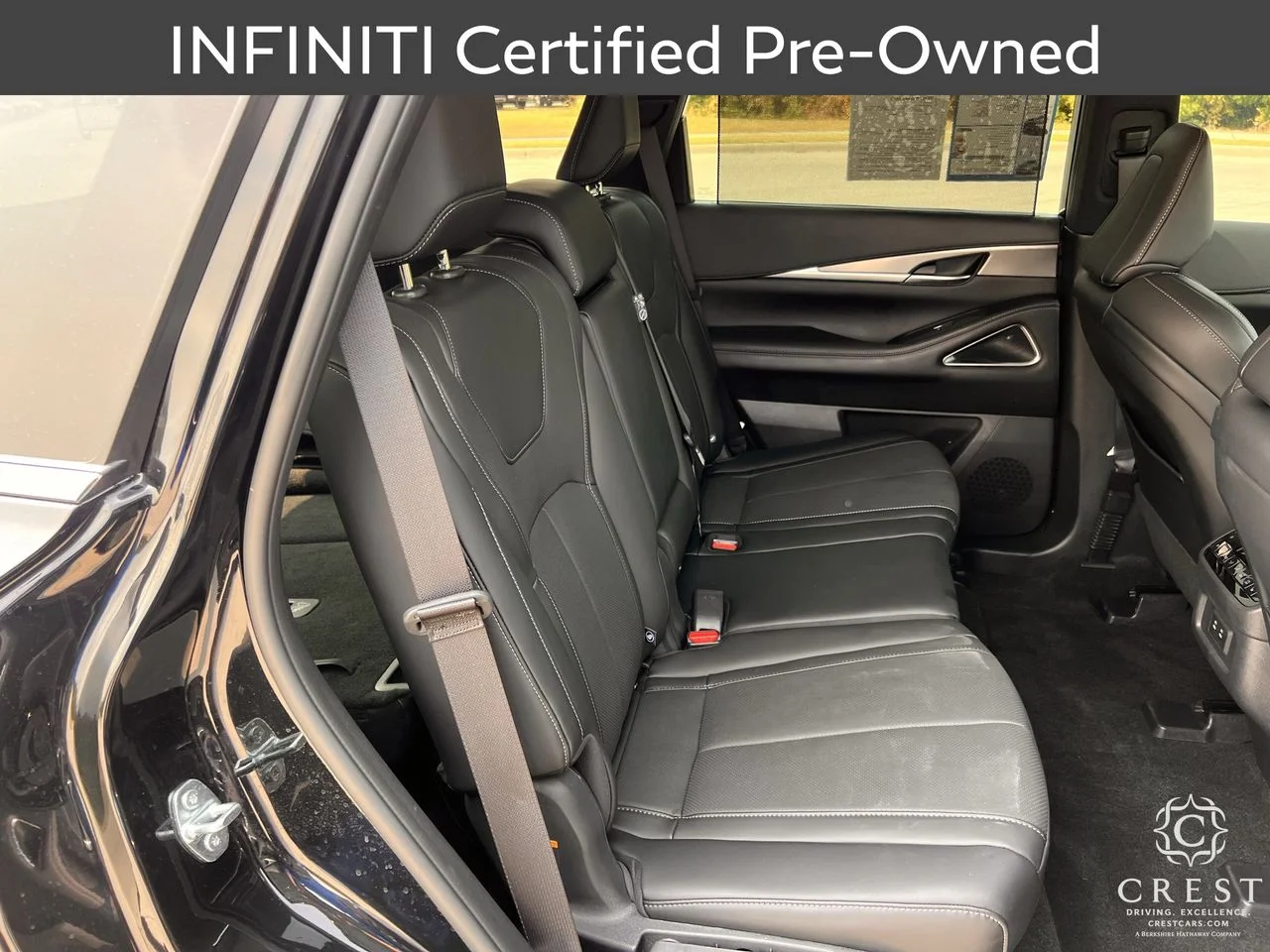 Certified Used 2026 Mineral Black INFINITI LUXE image 30
