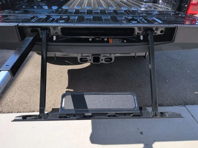 New 2026 Agate Black Metallic Ford Lariat image 31
