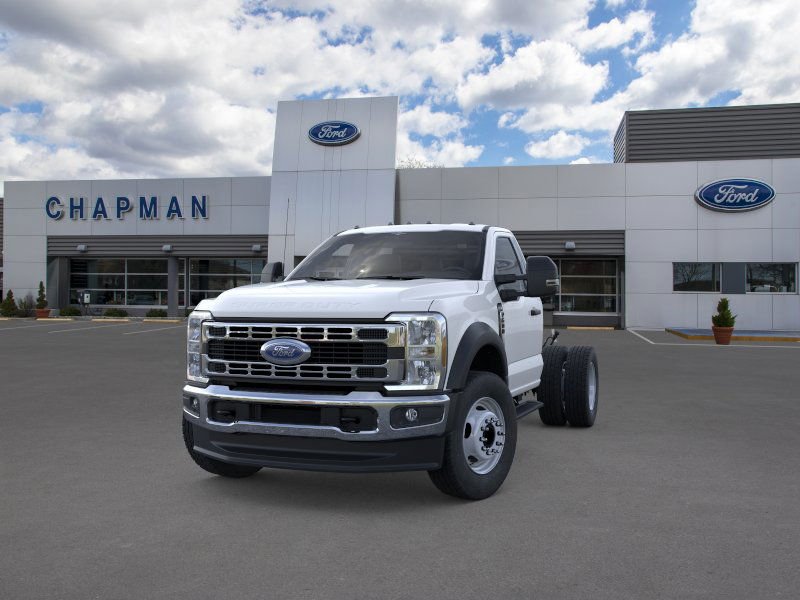 2025 Ford F-600 Super Duty Chassis Cab XL - Photo 2