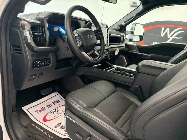 New 2026 Star White Metallic Tri-Coat Ford F-250® Platinum® image 30