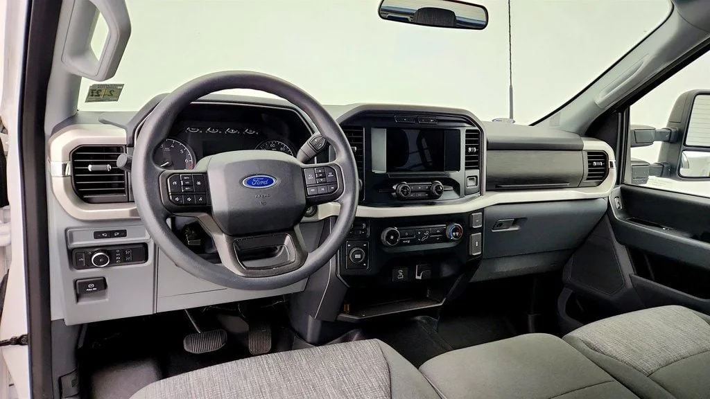 Used 2022 Oxford White Ford XLT 4WD SuperCrew 6.5