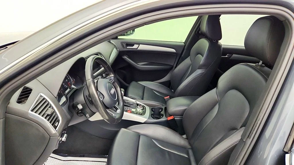 Used 2017 Monsoon Gray Metallic Audi 2.0 TFSI Premium Plus image 21