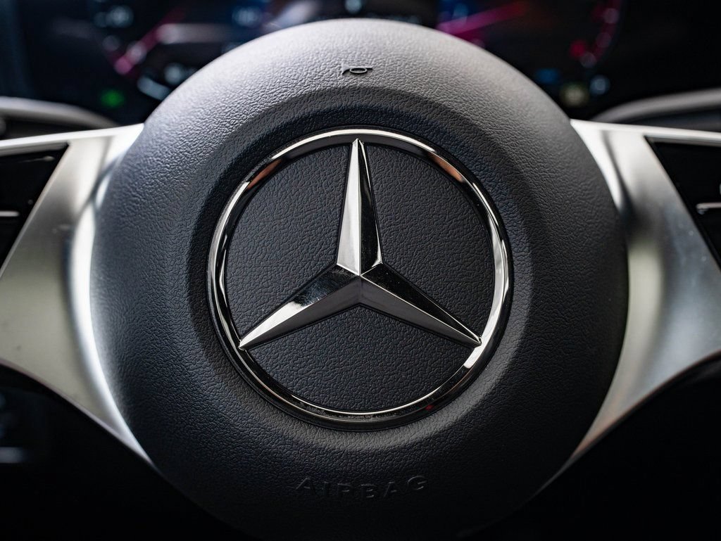 New 2026 Night Black Mercedes-Benz GLA 250 image 27