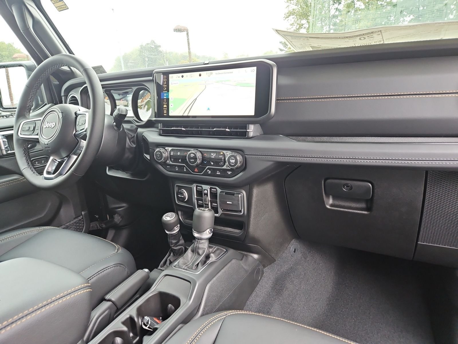 2025 Jeep Wrangler 4-Door Sahara - Photo 16