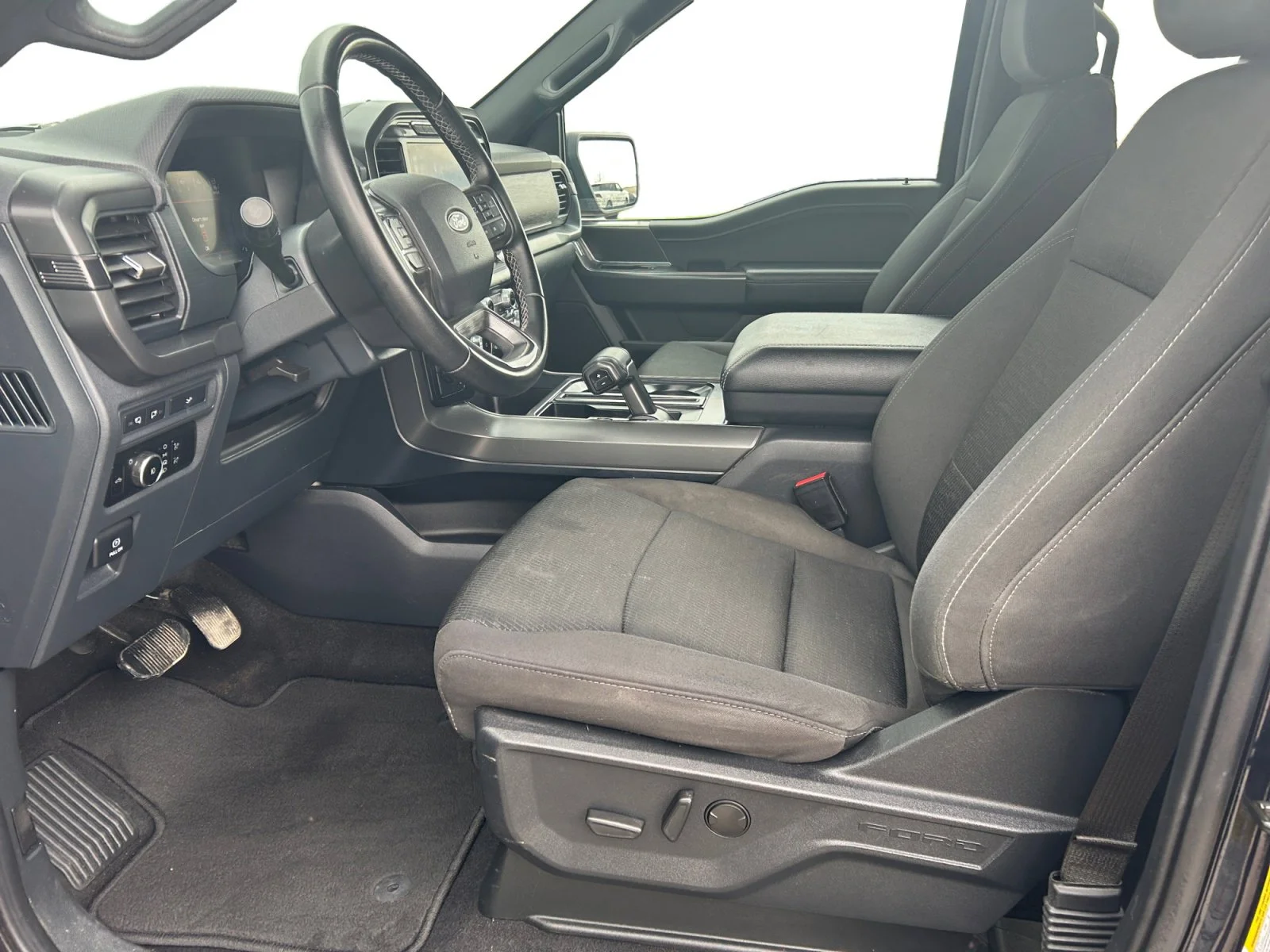 Used 2024 ANTIMATTER BLUE Ford XLT SuperCrew   EcoBoost™ image 14