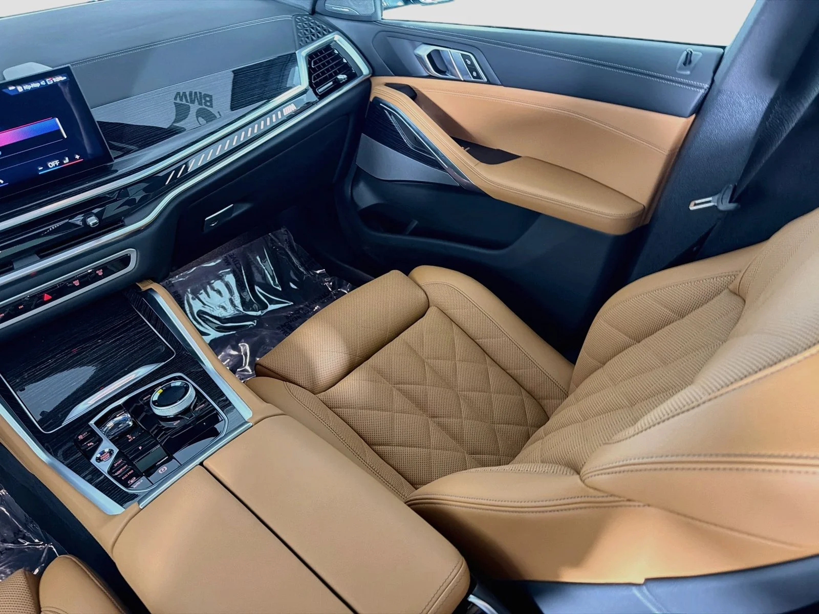 Used 2027 Isle of Man Green Metallic BMW M60i image 25