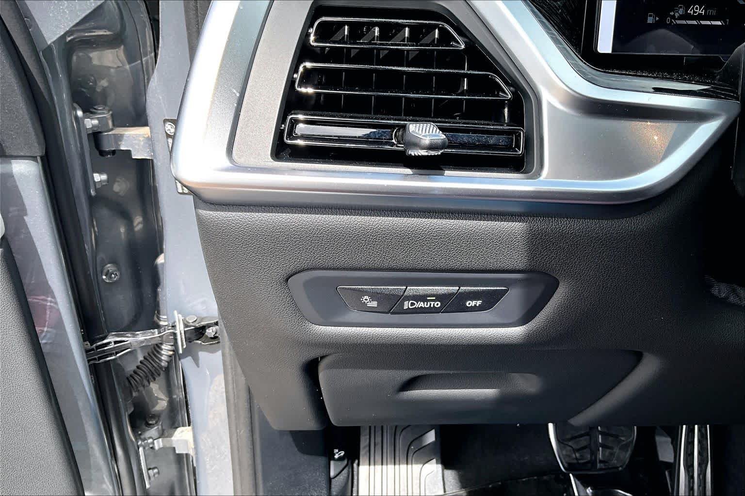 2026 BMW X5 50e - Photo 18