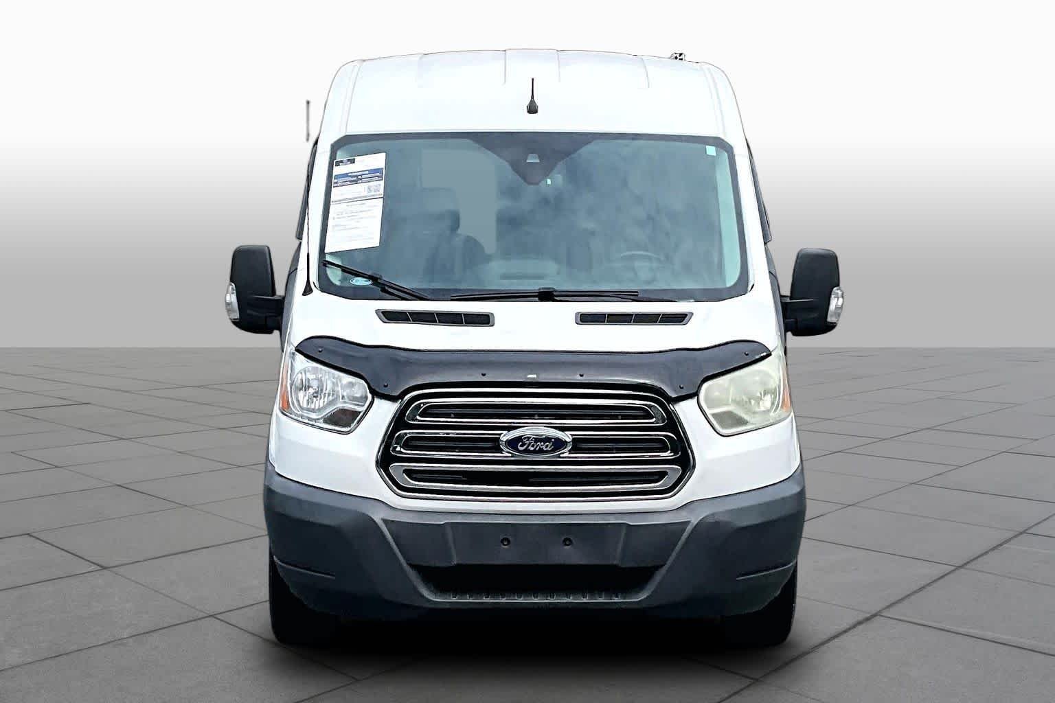 Pre-Owned 2017 Ford Transit Wagon XLT