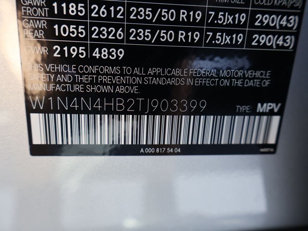 New 2026 Cirrus Silver Metallic Mercedes-Benz GLA 250 image 40