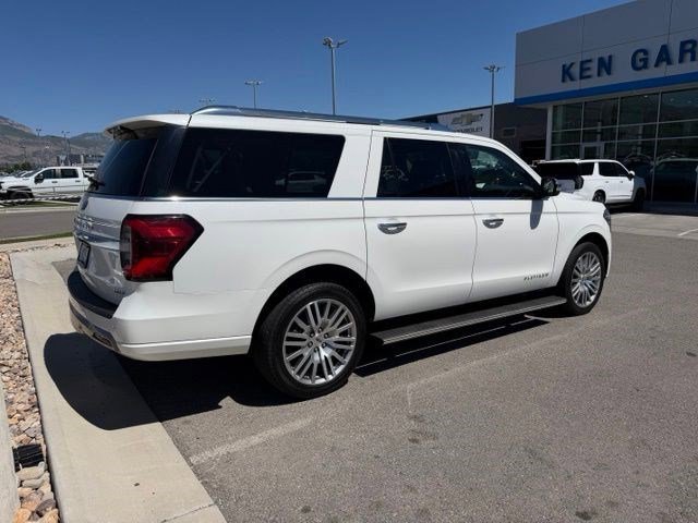 Used 2023 Star White Metallic Tri-Coat Ford Platinum image 4
